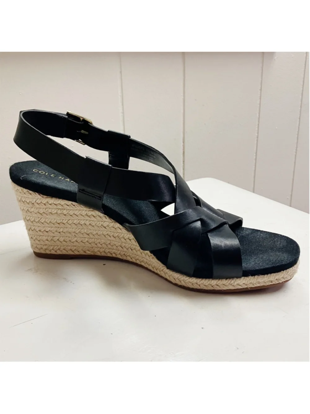 COLE HAAN Crystal Wedge Black Leather Crisscross Sandal SZ 7.5B Travel Classic